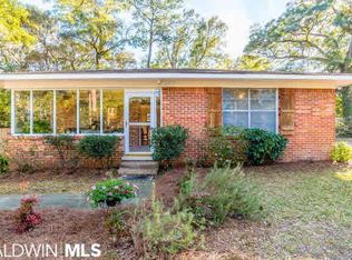 210 Seminole Ave, Fairhope, AL 36532