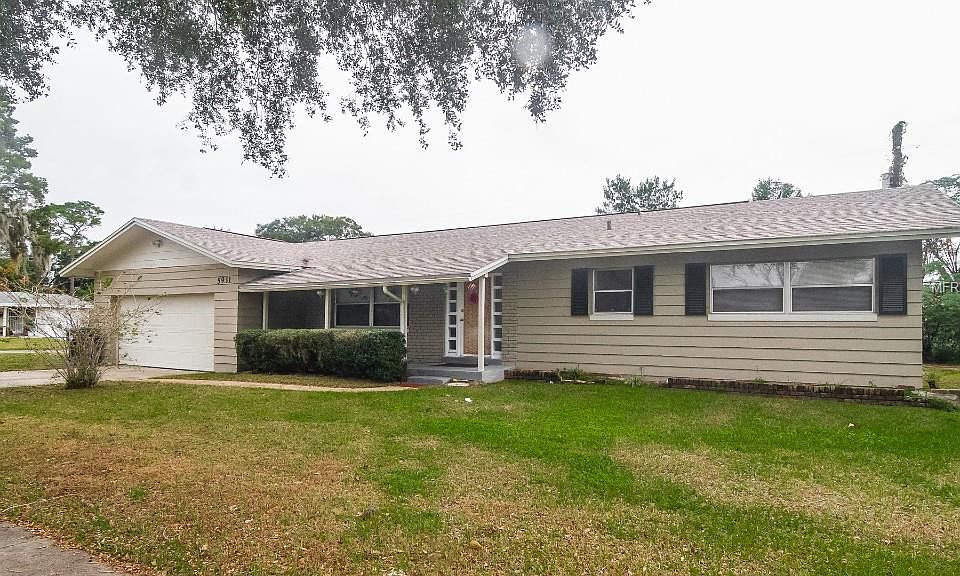 2nd image of 5931 Riviera Dr