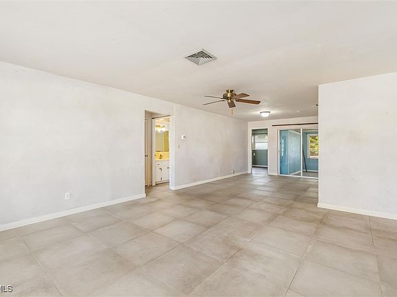 5th image of 1114 Lorraine Ct