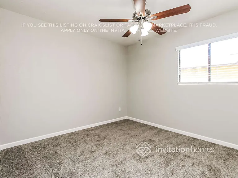 1027 E Frost Dr — Photo 12