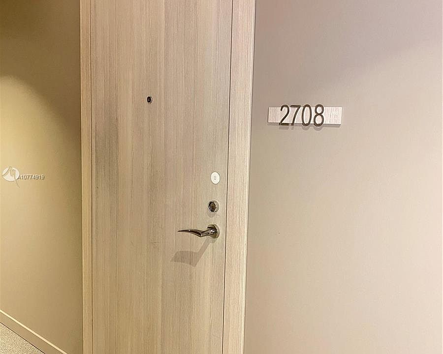 1st image of 1000 Brickell Ave #2708