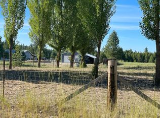 415 E Owens Rd, Chattaroy, WA 99003