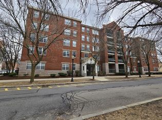 15 Harbor Point Blvd APT 207, Dorchester, MA 02125