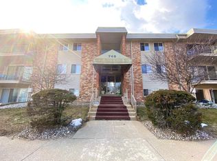 748 W Kilgore Rd APT 305, Kalamazoo, MI 49008