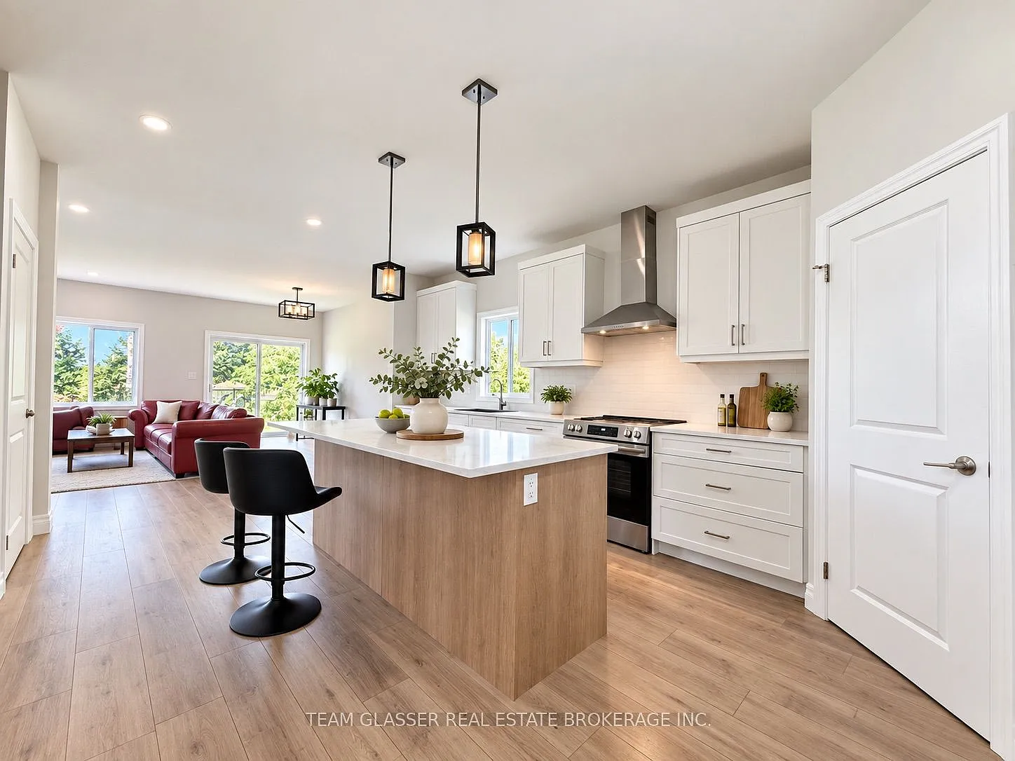 5 bed, $3,200 — Photo 4