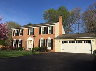 6136 Forest Ln, Sykesville, MD 21784