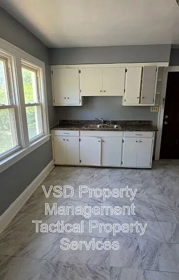 4024 E 143rd St #UP — Photo 20