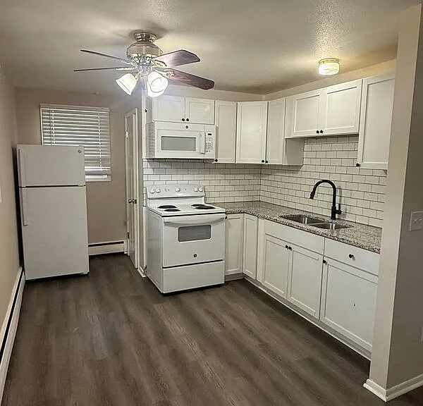 4200 Lakebreeze Ave N #1 — Photo 1