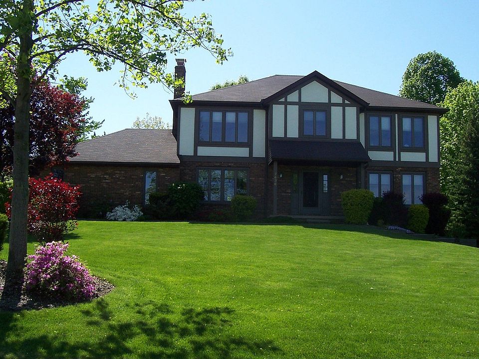 1st image of 7636 Lindsay Ln