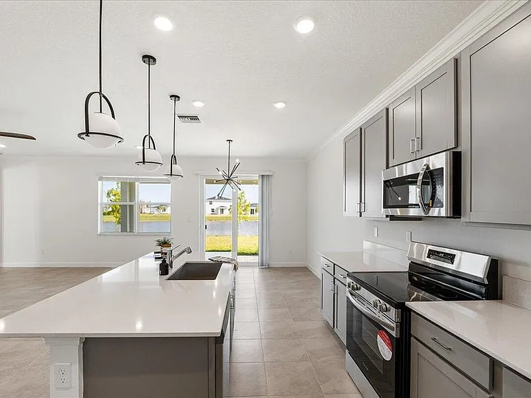 3527 Angler Dr — Photo 4