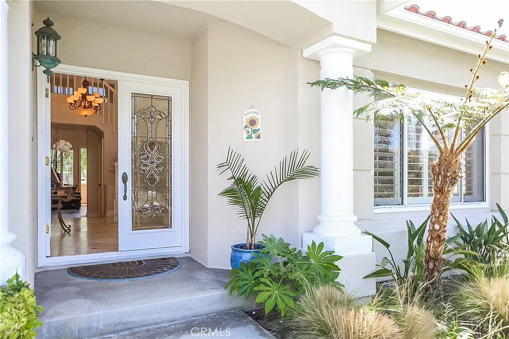 4 bed, 3.5 bath, 2841 sqft, $6,500 — Photo 2