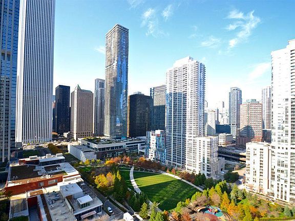 2nd image of 400 E Randolph St APT 3628