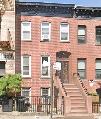 Rented by A P Realty Group NY LTD | media 31