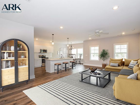 3rd image of 1021 Autumns Wood Cir E