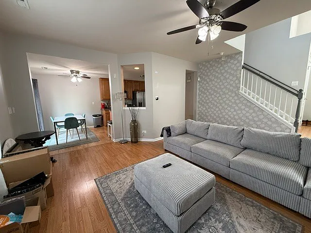 477 Belvedere Ln — Photo 4