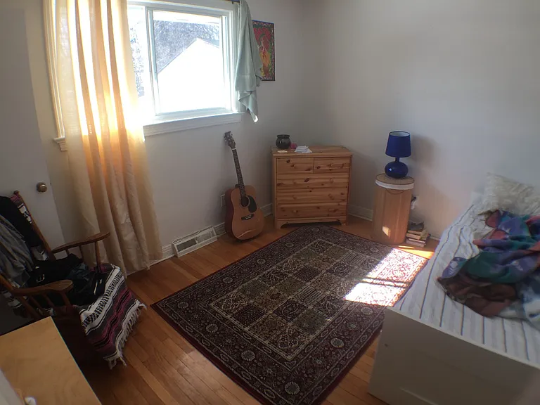 1148 Woodroffe Ave #B — Photo 9