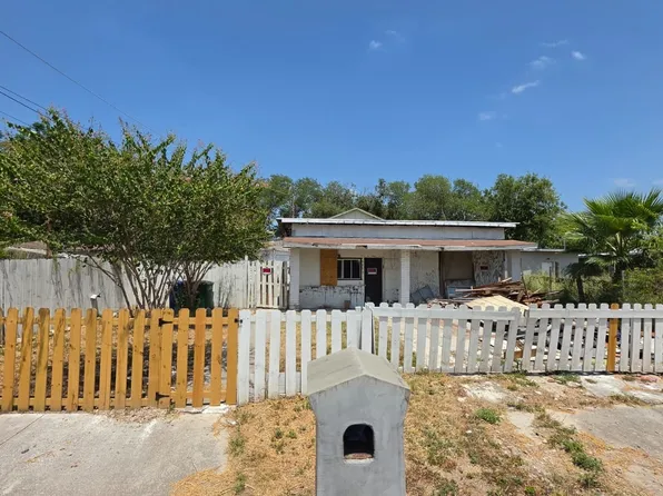 6443 Marcum Dr, San Antonio, TX 78227
