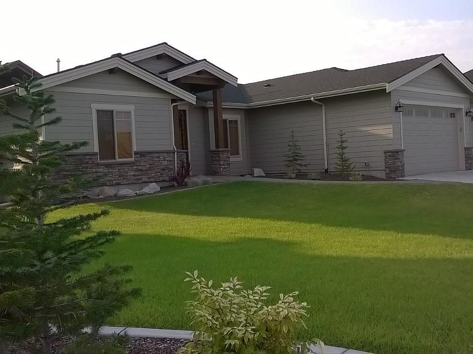 Welcome home to River Run