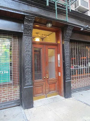 Rented by Waverly Realty Associates | media 9