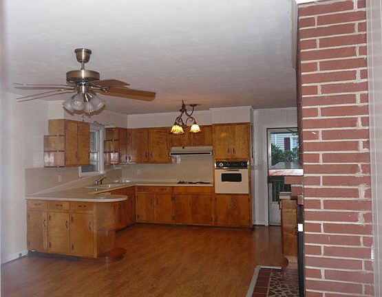 2nd image of 13 Brown Ln