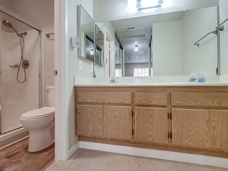 10331 Azuaga St #228 — Photo 24