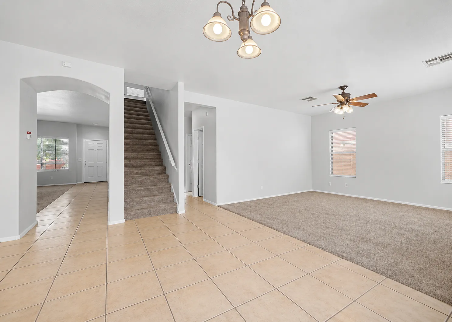 6 bed, 2713 sqft, $2,750 — Photo 4