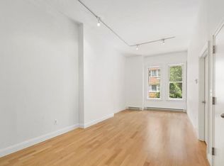38 W 71st St, New York, NY 10023