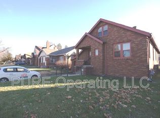 2893 Iowa St, Omaha, NE 68112