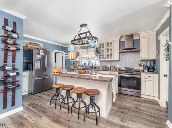 149 Ackerman Ave, Clifton City, NJ 07011