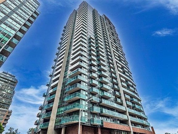 2nd image of 150 E Liberty St #1418