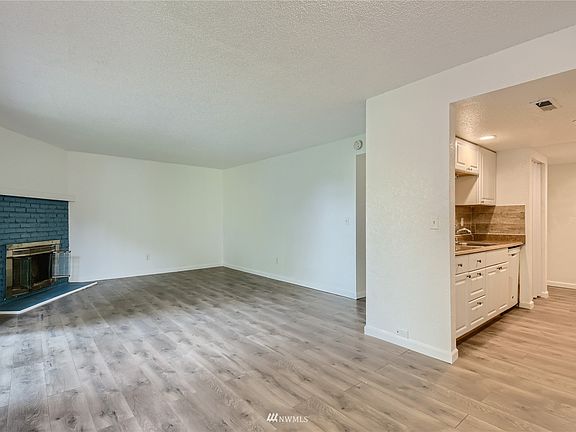 4th image of 10005 SE 235th St #E-302