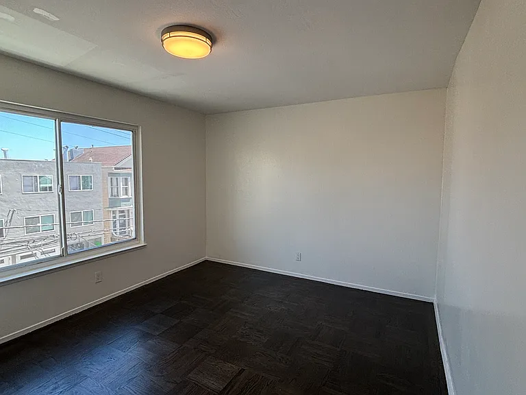 1752 Lane St — Photo 5