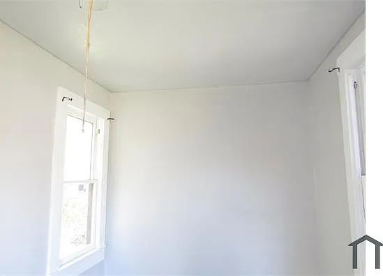2 bed, 900 sqft, $1,040 — Photo 2