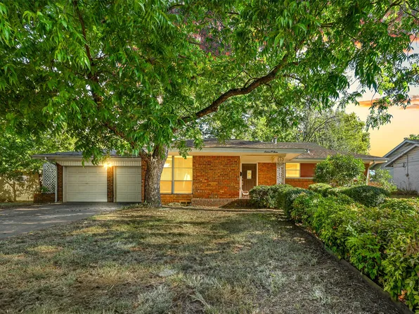 1603 University Dr, Arlington, TX 76013