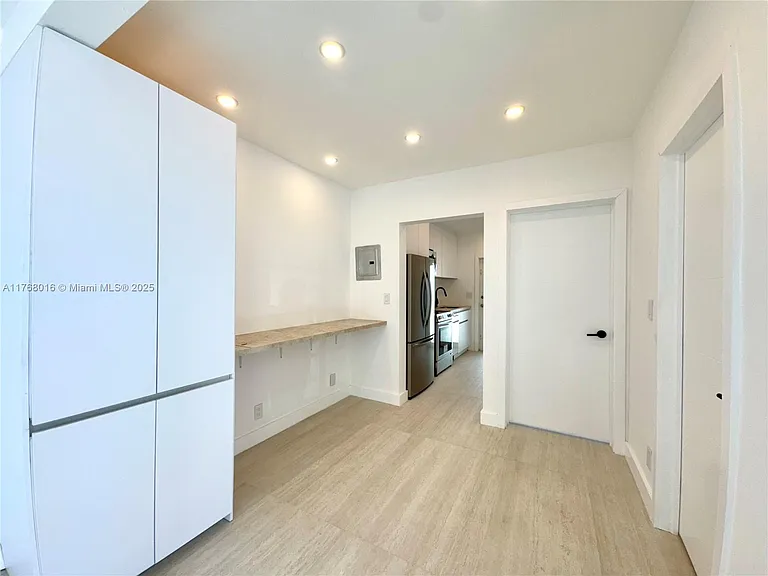 6944 Byron Ave #1 — Photo 10