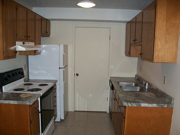 4th image of 120 Wagon Wheel Trl APT 4