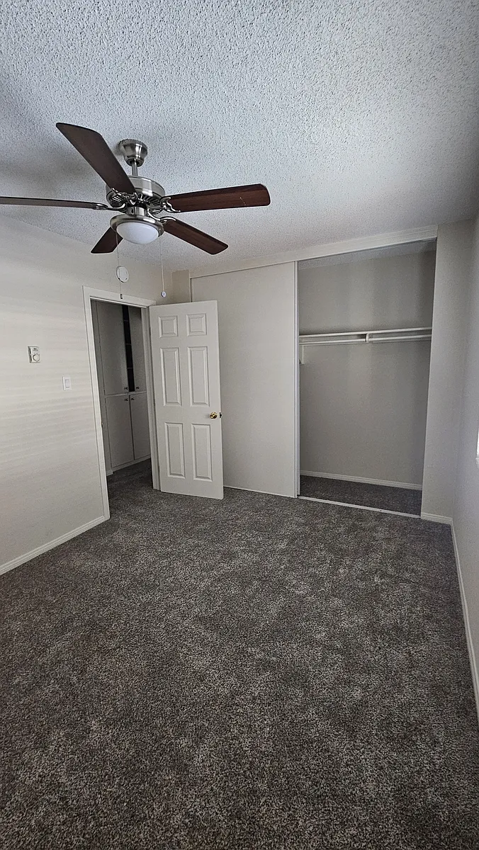 Building Photo - 255 Kennebec Ave #11