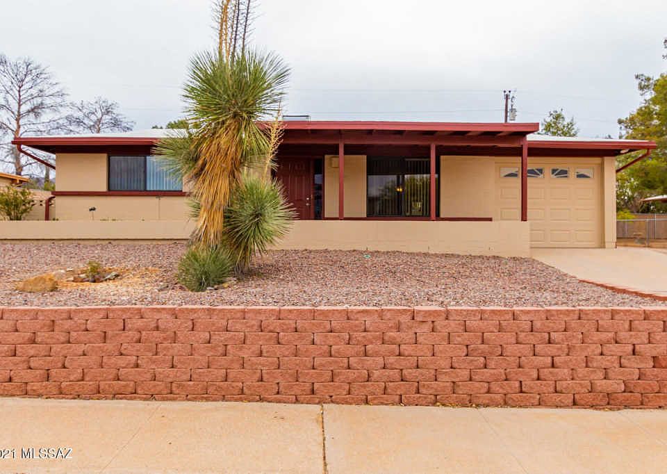 1st image of 117 W Vista Monte Dr