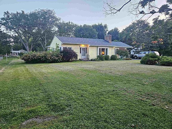 2nd image of 2620 E Ridge Rd