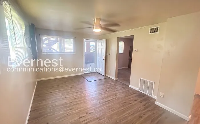 970 Concord Ave — Photo 5