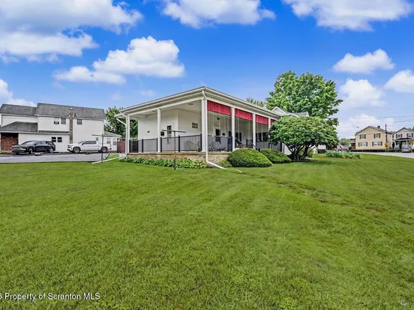 715 W Oak St, Old Forge, PA 18518