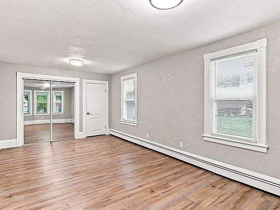 5th image of 15 Oxford Pl