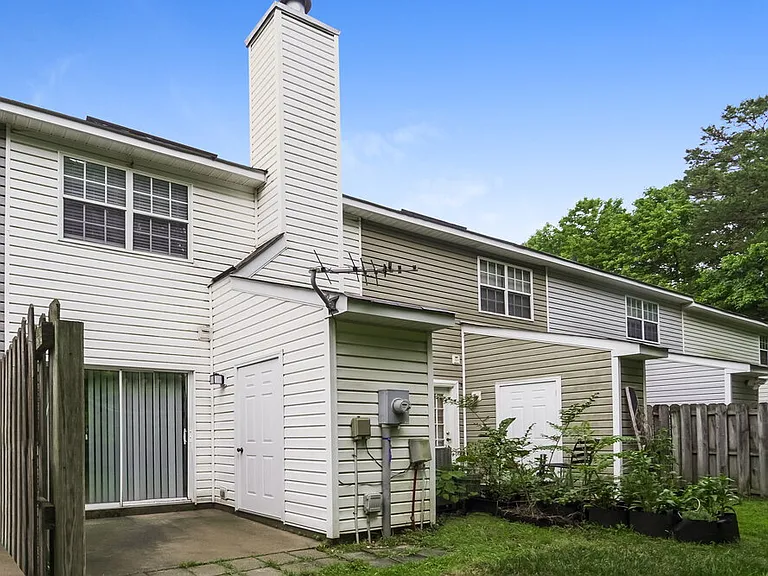 3204 Summercroft Ln — Photo 14