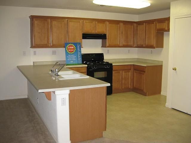 2nd image of 5379 W Pine Ave