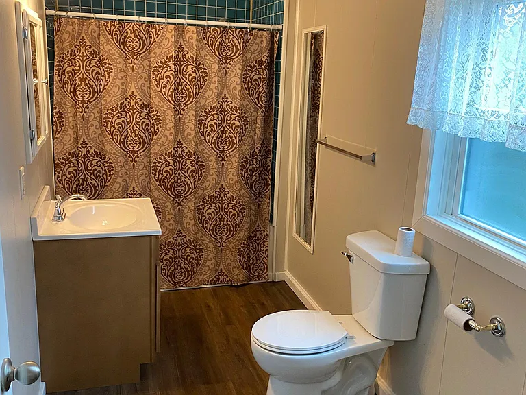 134 S Main St — Photo 2