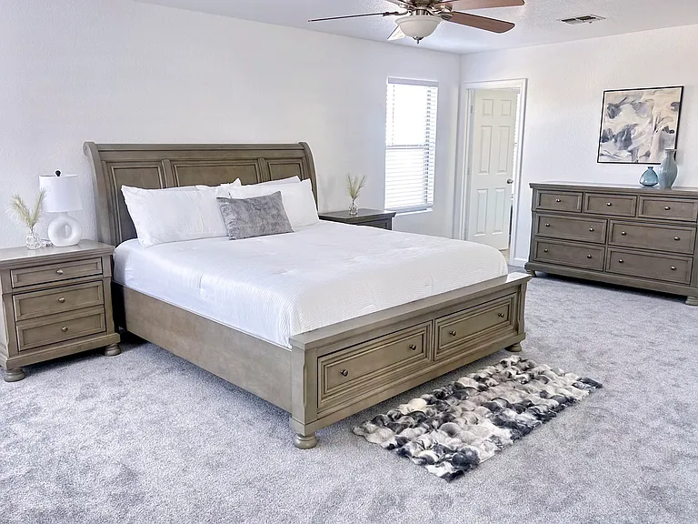7500 E Deer Valley Rd #7 — Photo 1