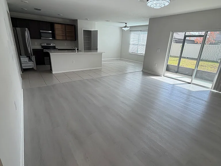 30344 Marquette Ave — Photo 10