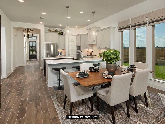 2nd image of 8707 Fairway Palms Dr #X9vzxj