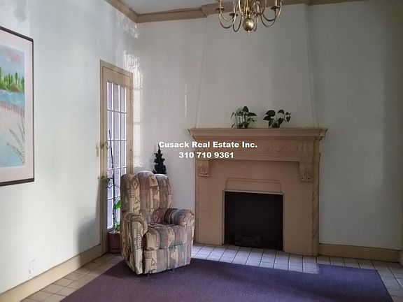 2nd image of 335 S Berendo St