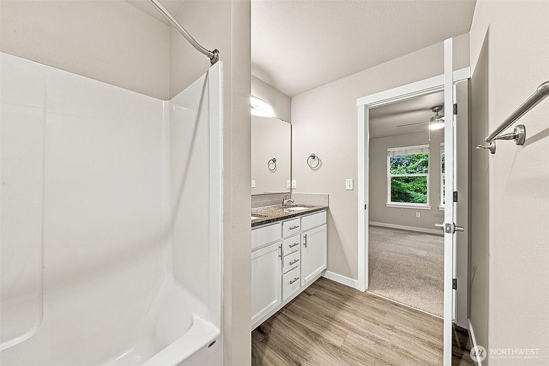 4th image of 5385 34th Street E